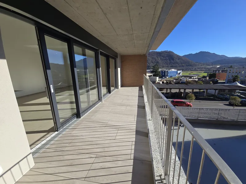 NUOVO ED AMPIO ATTICO 3.5 LOCALI CON TERRAZZA AD AGNO, foto 4