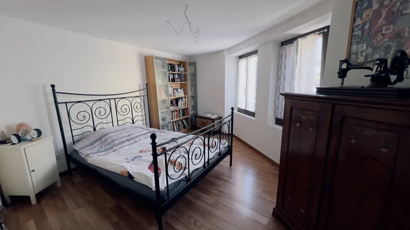 CASA DI 5 LOCALI INTERAMENTE RISTRUTTURATA A MIGLIEGLIA, Foto 5
