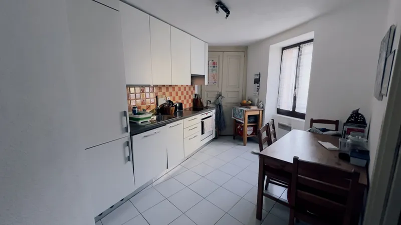 CASA DI 5 LOCALI INTERAMENTE RISTRUTTURATA A MIGLIEGLIA, Foto 3