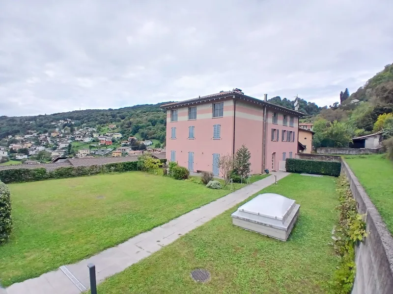 AMPIO E LUMINOSO 2.5 LOCALI DI 80 MQ AD AROGNO ALTA, Foto 9