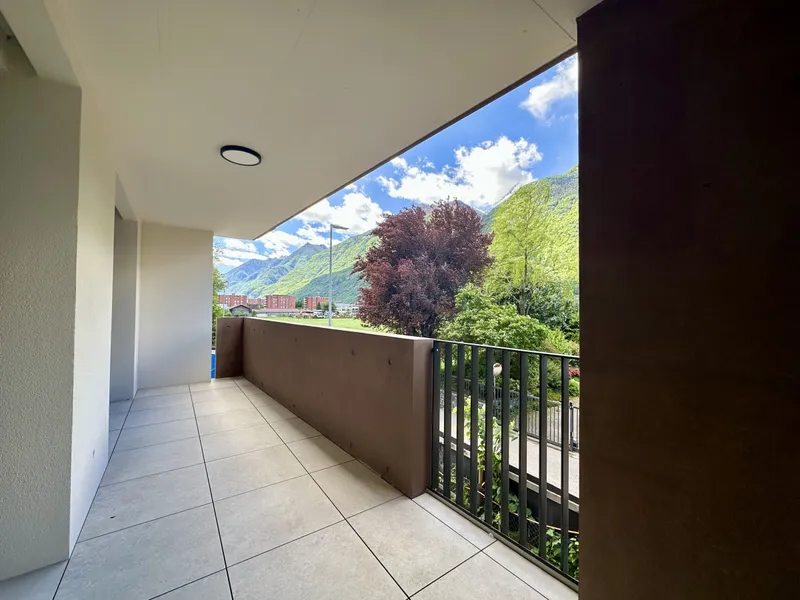 MODERNO E LUMINOSO 2.5 LOCALI CON AMPIA TERRAZZA A BIASCA, foto 2