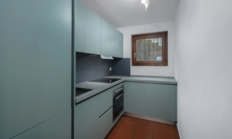 AMPIA CASA BIFAMILIARE DI 4.5 LOCALI CON BILOCALE AD AROGNO, photo 4