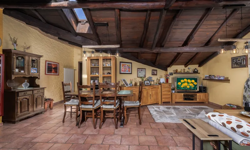 GRANDE 3.5 LOCALI CON TERRAZZA E VISTA APERTA IN CAPRIASCA, Foto 3