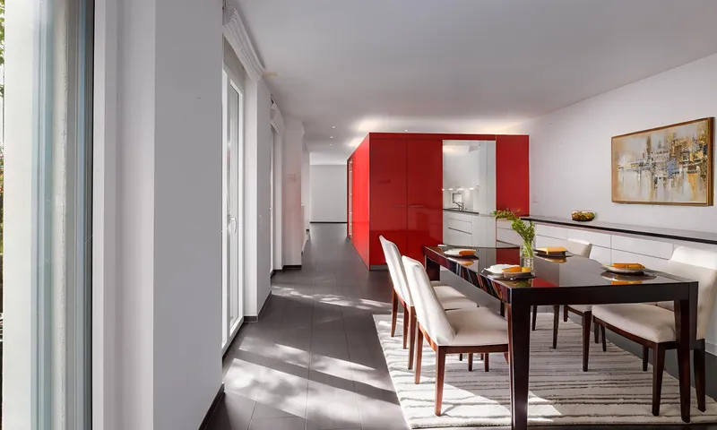 STUPENDA E SPAZIOSA VILLA 6.5 NEL VERDE A PONTE CAPRIASCA, Foto 3
