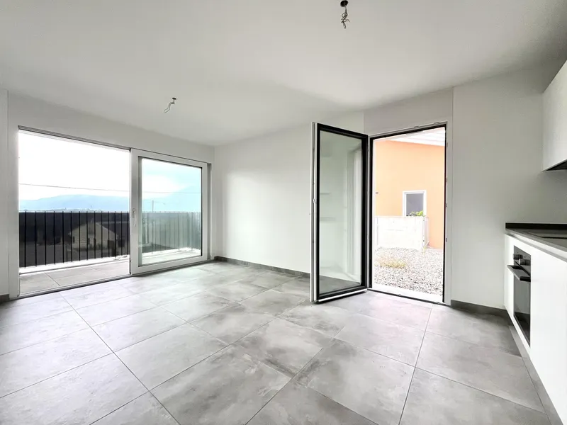 AFFITTASI NUOVO 2.5 LOCALI CON TERRAZZO A LUGANO TESSERETE, foto 1