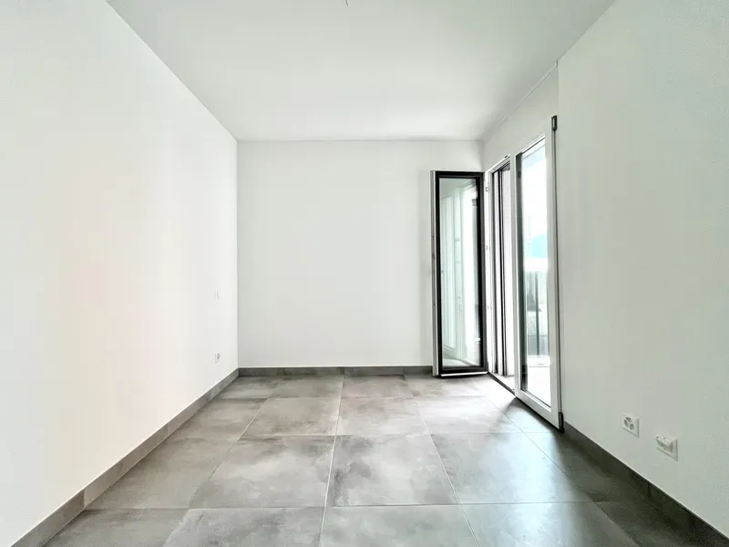AFFITTASI 2.5 AL PIANO TERRA CON TERRAZZO A LUGANO TESSERETE, foto 5