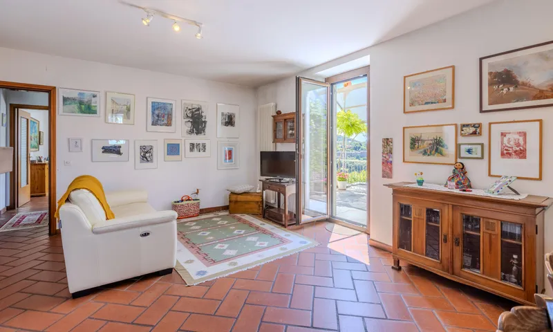 AMPIA E PITTORESCA CASA DI 7.5 LOCALI CON GIARDINO A VACALLO, Foto 2