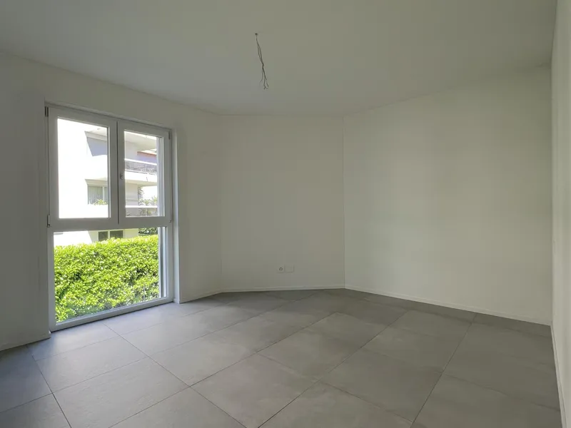AFFITTASI NUOVO 4.5 LOCALI CON TERRAZZA A MORBIO INFERIORE, photo 5