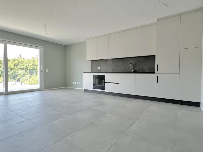 AFFITTASI NUOVO 4.5 LOCALI CON TERRAZZA A MORBIO INFERIORE, photo 2
