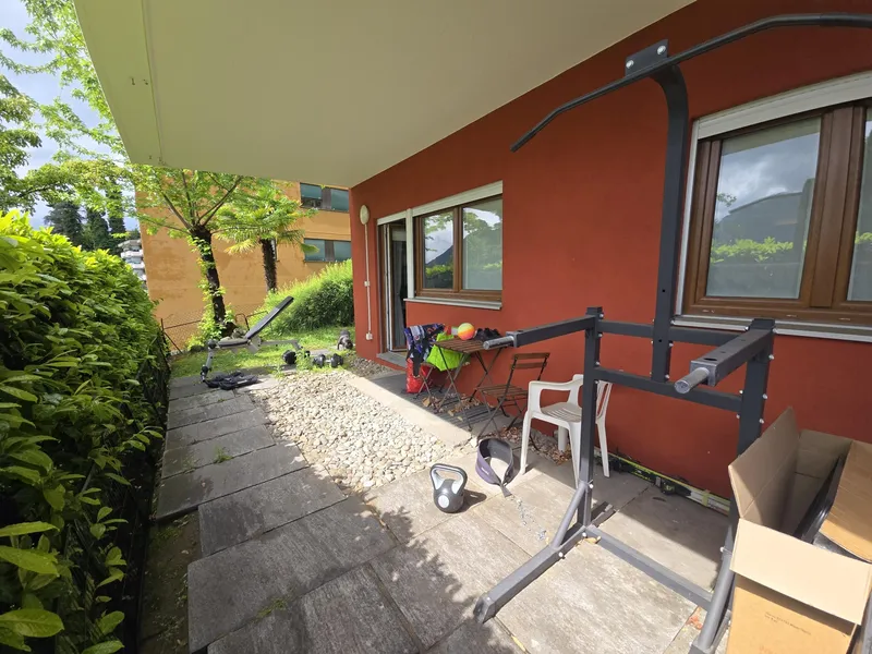 SPAZIOSO 2.5 LOCALI MODERNO CON GIARDINETTO A LUGANO, Foto 2