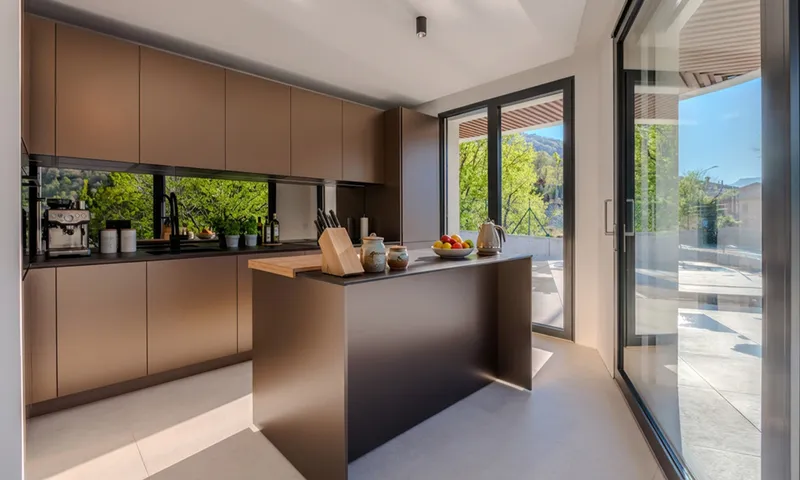 STUPENDA VILLA VISTA LAGO CON POSTO BARCA A BRUSINO ARSIZIO, photo 4