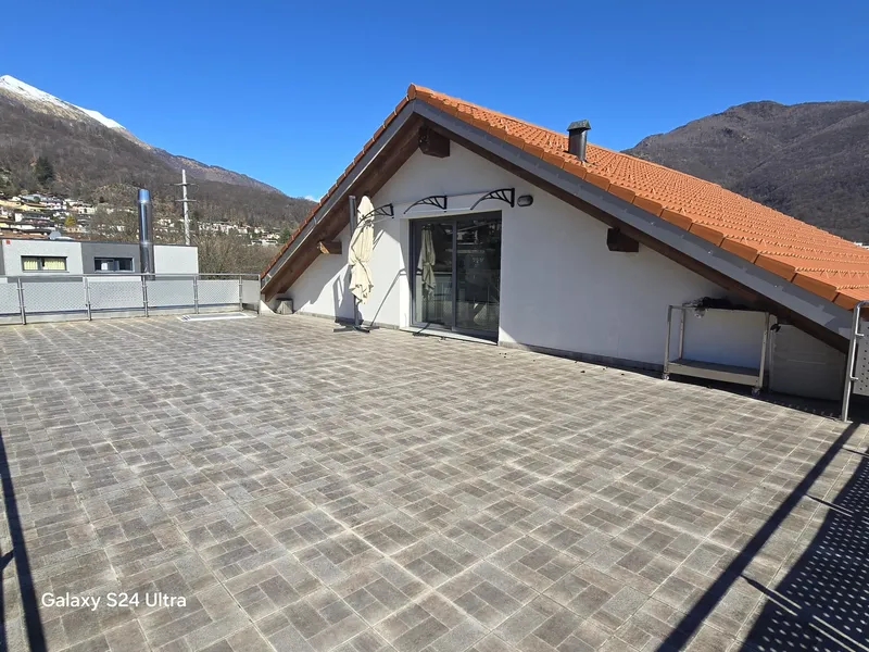 AFFITTASI ATTICO DUPLEX 6.5 LOC. CON TRE TERRAZZE A TAVERNE, foto 9