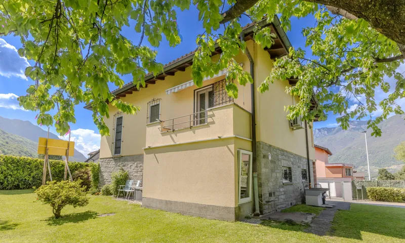 BELLA VILLETTA DI 3.5 LOCALI CON AMPIO GIARDINO A CADENAZZO, Foto 9