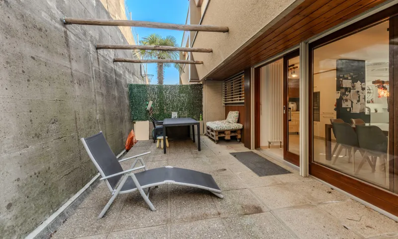 STUPENDA VILLA GEMELLA 5.5 CON VISTA LAGO PARZIALE AD AGNO, Foto 7