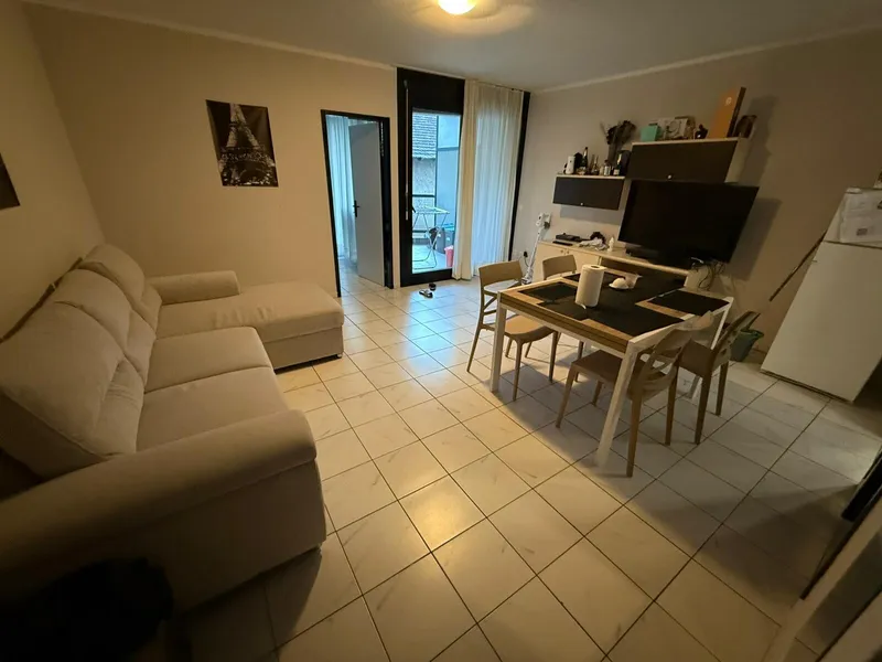 AFFITTASI 2.5 LOCALI ARREDATO COME NUOVO A LUGANO CORNAREDO, photo 1