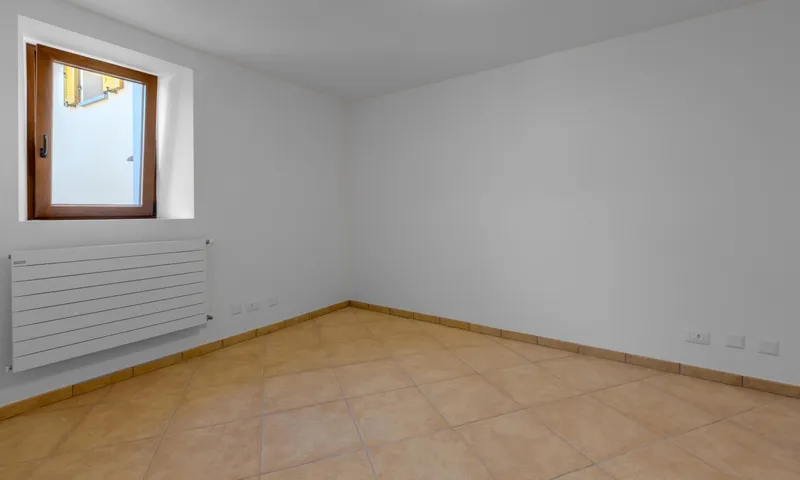 NUOVO 3.5 LOCALI CON GIARDINO NEL NUCLEO DI SIGIRINO, foto 5