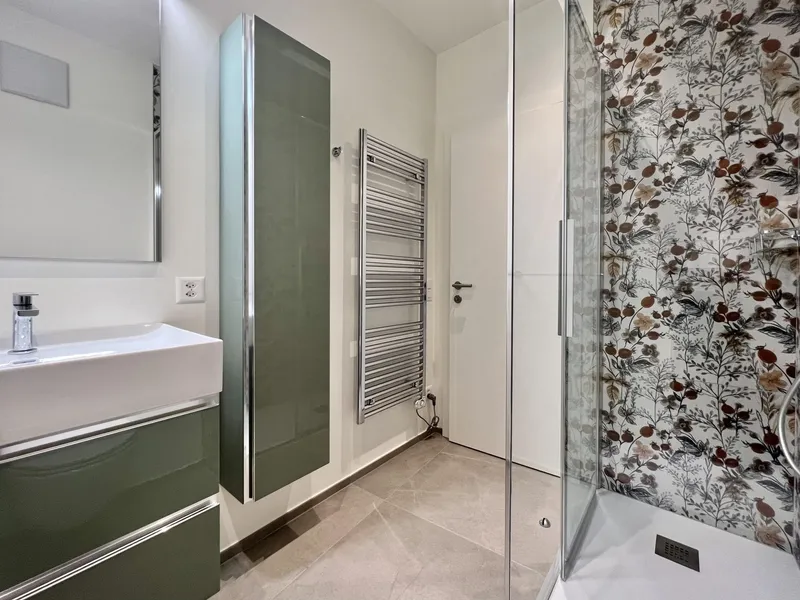 AFFITTASI GRAZIOSO 2.5 LOCALI CON BALCONE A RIVA SAN VITALE, foto 6