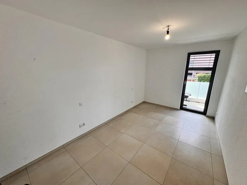 AFFITTASI MODERNO 2.5 LOCALI CON AMPIA TERRAZZA A MENDRISIO, Foto 5