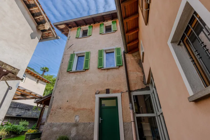 ACCOGLIENTE CASA 7.5 LOCALI CON GIARDINO E BOX A SOMAZZO, Foto 9