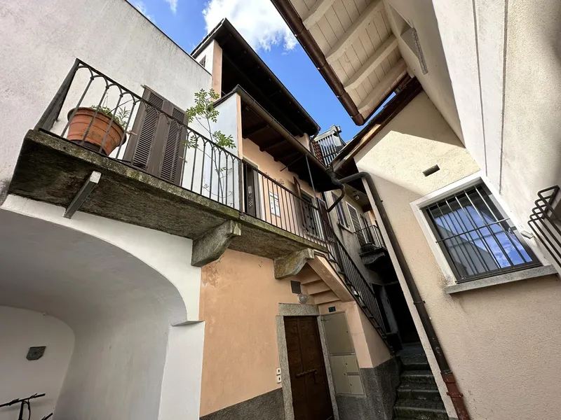 CASA STORICA 3.5 LOCALI CON CANTINA VINI A VOLTA A MELIDE, foto 1