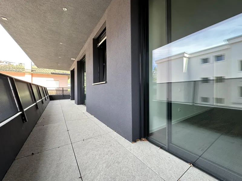MODERNO ED AMPIO 2.5 LOCALI CON GRANDE TERRAZZA A CANOBBIO, foto 6