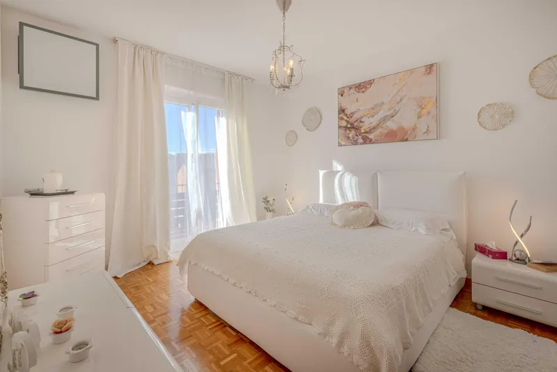 CASA A SCHIERA 4.5 LOCALI CON GIARDINO A LUGANO PAZZALLO, foto 5