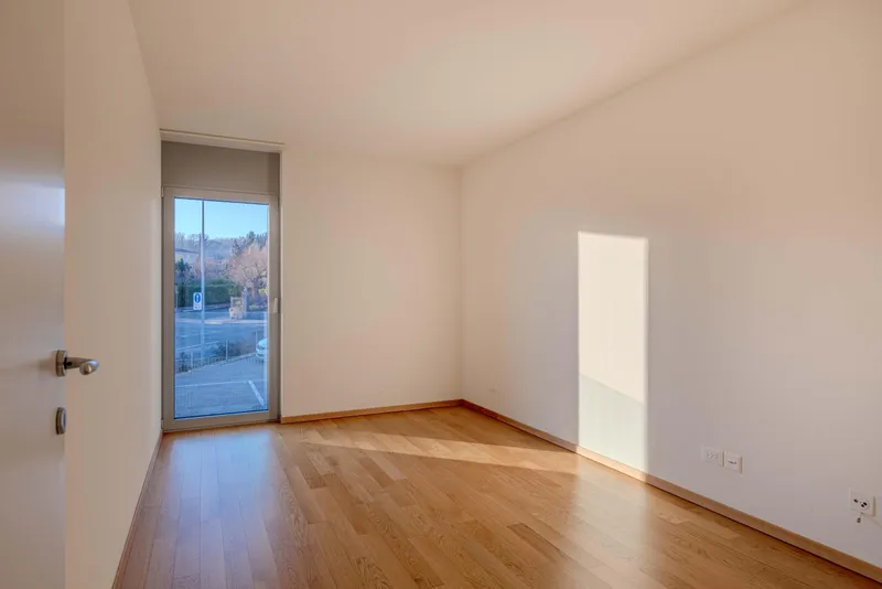 MODERNO ED AMPIO 3.5 LOCALI CON TERRAZZA A MENDRISIO, Foto 4