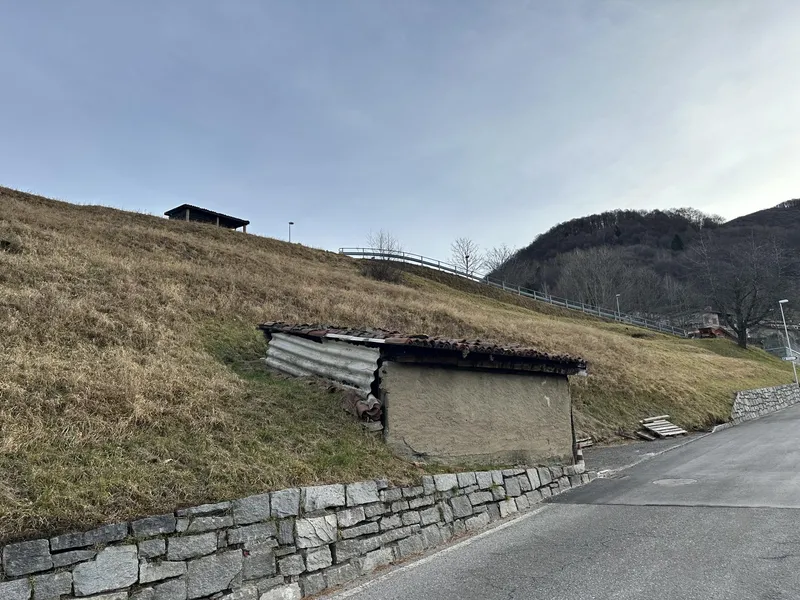 GRANDE TERRENO EDIFICABILE PER 3-4 UNITÀ ABITATIVE A CERTARA, Foto 5