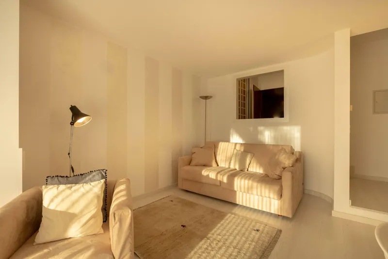 AFFITTASI 1.5 CON GIARDINO E PISCINA VISTA LAGO A MORCOTE, foto 7