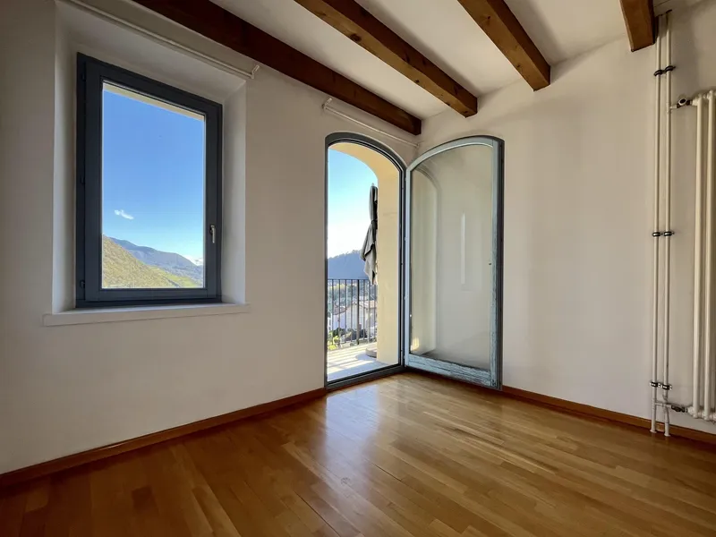 AFFITTASI CASA TICINESE 4 LOCALI RISTRUTTURATA A MEZZOVICO, Foto 5