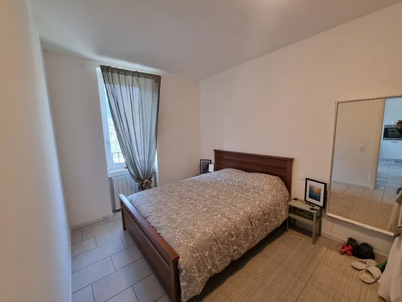 APPARTAMENTO 2.5 LOCALI RINNOVATO CON CORTILE A CAPOLAGO, photo 6