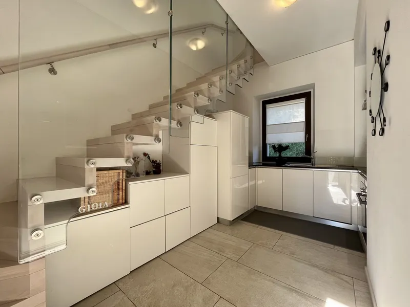 AFFITTASI MODERNO DUPLEX 2.5 LOCALI CON GIARDINO A COLDRERIO, Foto 5
