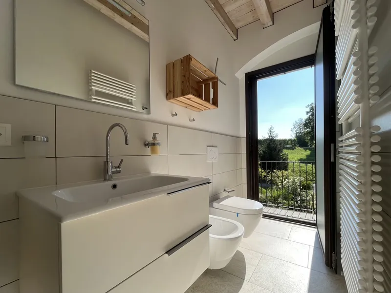 AFFITTASI MODERNO DUPLEX 2.5 LOCALI CON GIARDINO A COLDRERIO, Foto 6