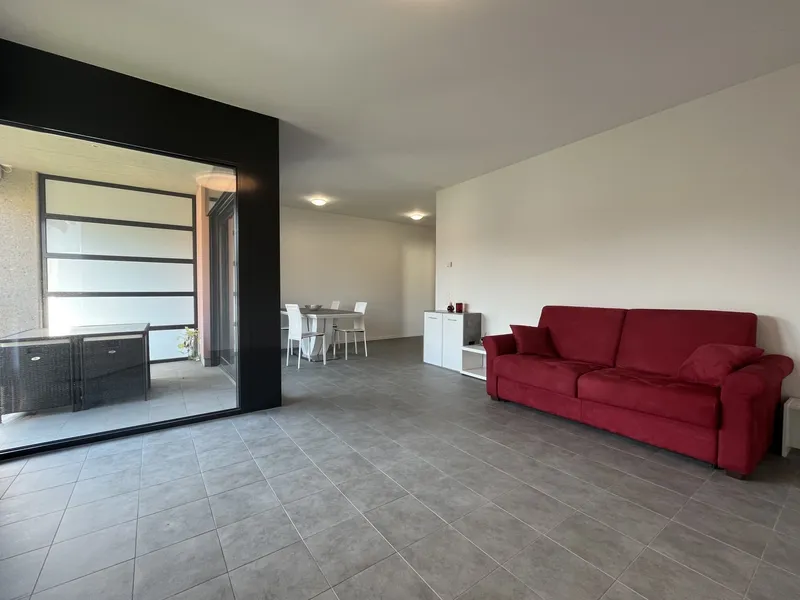 AFFITTASI MODERNO 4.5 IN RESIDENZA PRESTIGIOSA A SORENGO, foto 4