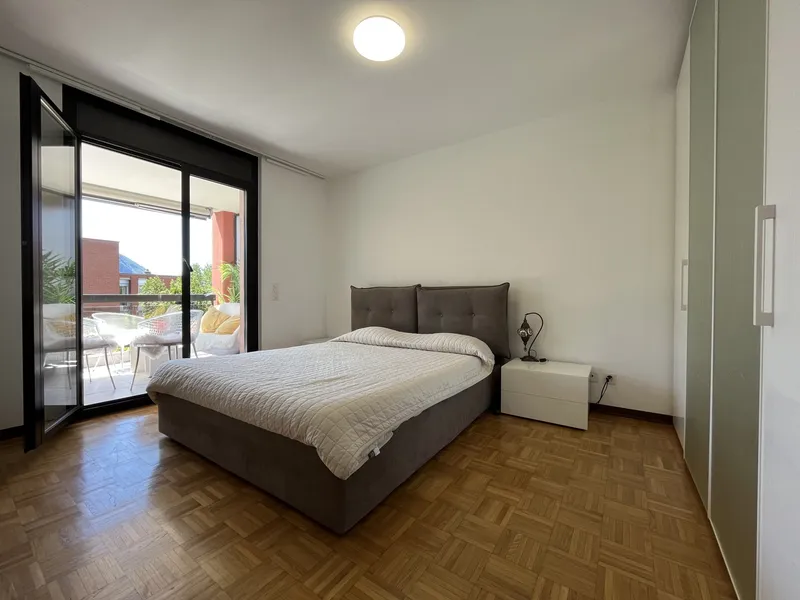 AFFITTASI MODERNO 3.5 LOCALI ARREDATO CON VISTA A PREGASSONA, foto 7