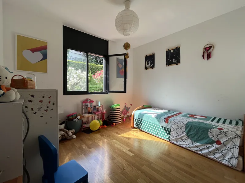 AFFITTASI MODERNO ATTICO 4.5 CON TERRAZZA A LUGANO SORENGO, foto 7