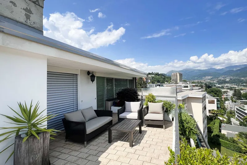 ATTICO 2.5 CON TERRAZZA E STUPENDA VISTA LAGO A MASSAGNO, photo 6