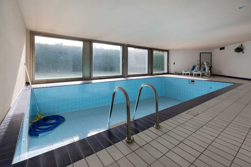 SPLENDIDA VILLA 5.5 LOC. VISTA LAGO CON PISCINA A BREGANZONA, photo 8