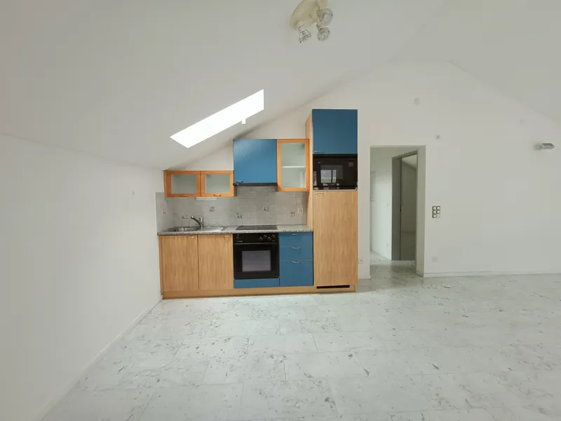 AFFITTASI GRANDE E LUMINOSO ATTICO 3 LOCALI A SEMENTINA, foto 7