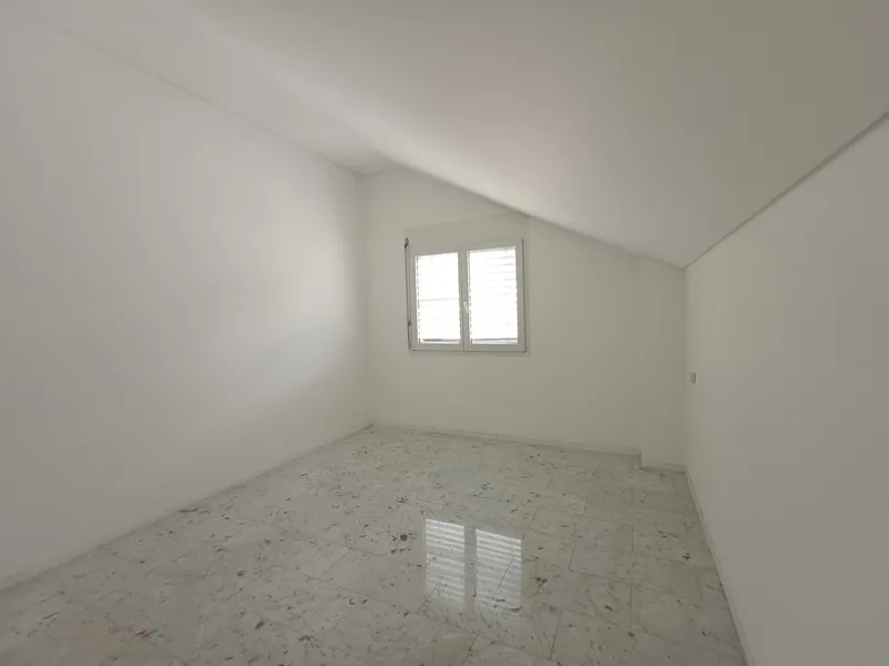 AFFITTASI GRANDE E LUMINOSO ATTICO 3 LOCALI A SEMENTINA, foto 12