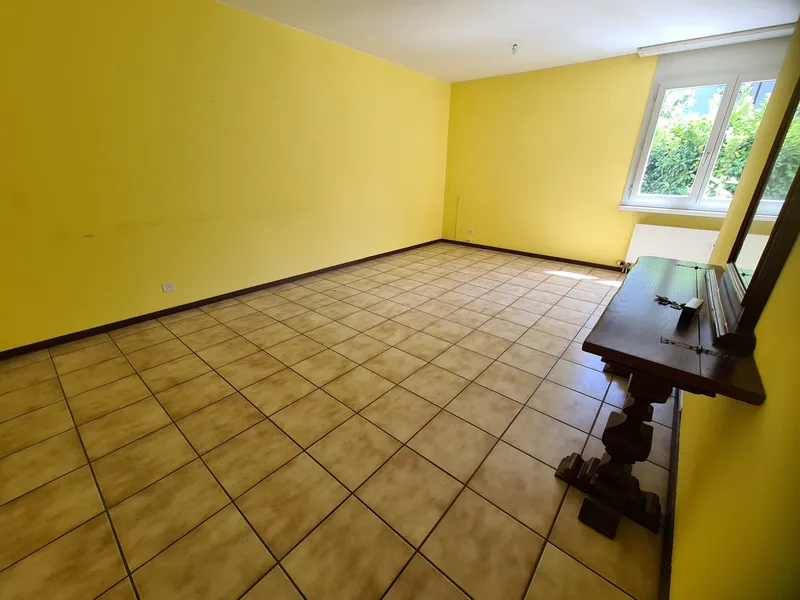 CONFORTEVOLE 3.5 LOCALI CON GIARDINO PRIVATO A BREGANZONA, foto 4