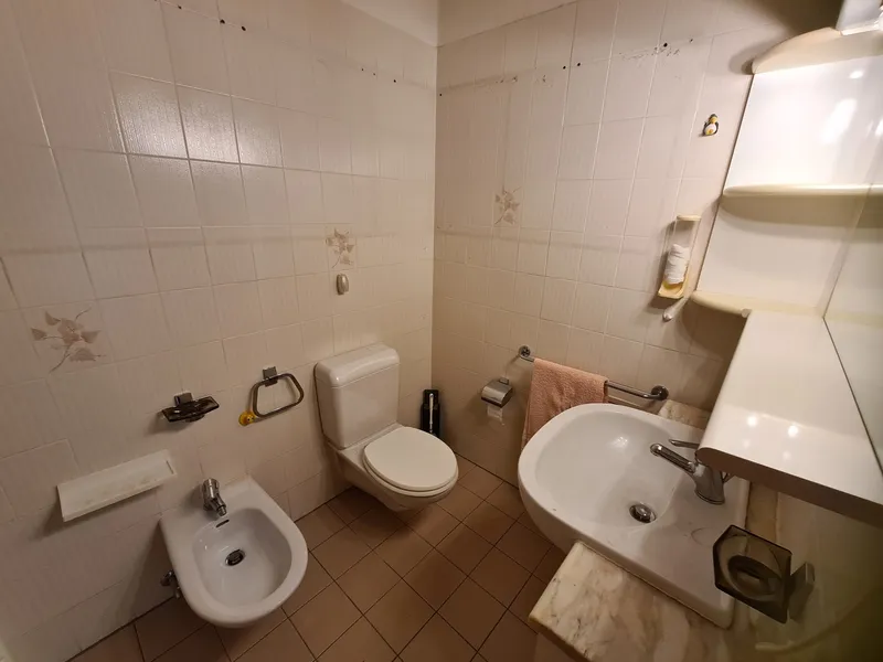 CONFORTEVOLE 3.5 LOCALI CON GIARDINO PRIVATO A BREGANZONA, foto 6