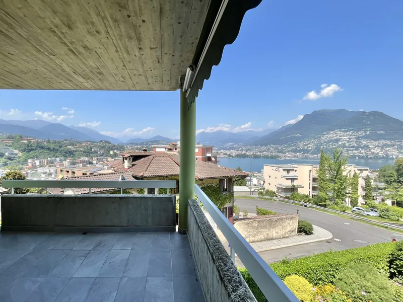 AFFITTASI SPAZIOSO 4.5 CON 2 TERRAZZE VISTA LAGO A PARADISO, foto 2