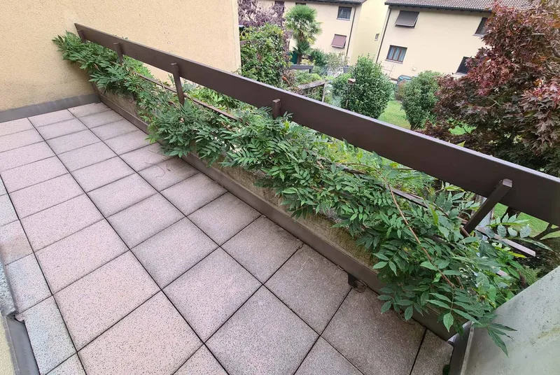 CASA UNIFAMILIARE ATTIGUA 4.5 LOCALI CON GIARDINO AD AGNO, foto 8
