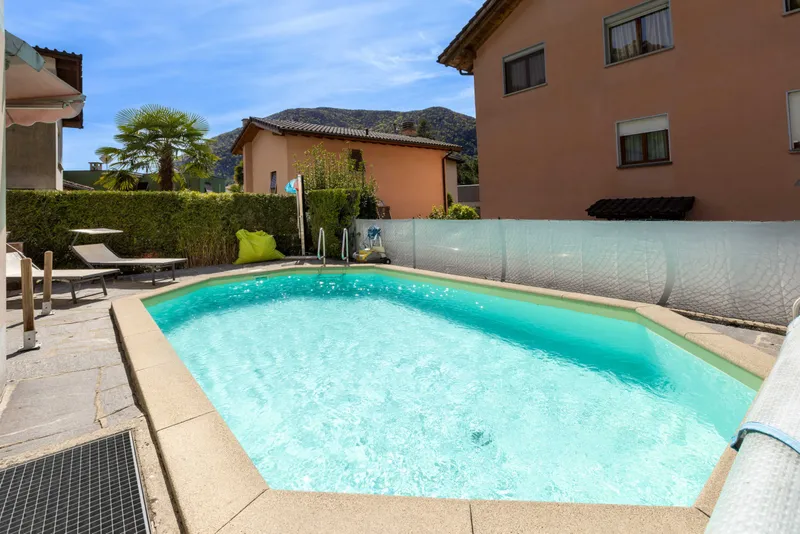 MERAVIGLIOSA VILLETTA 5.5 CON GIARDINO E PISCINA A MAROGGIA, foto 2