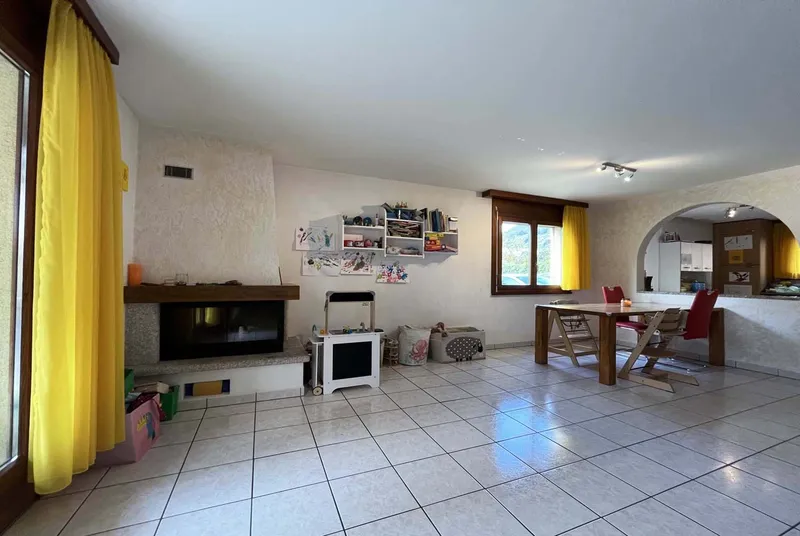 CASA A SCHIERA 5.5 LOCALI CON GIARDINO A MONTE CARASSO, photo 6