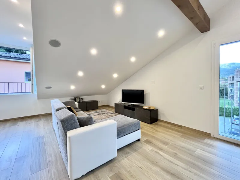 AFFITTASI STUPENDO 2.5 LOCALI ARREDATO A LUGANO CANOBBIO, Foto 6
