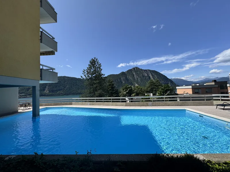 AFFITTASI 2.5 VISTA LAGO CON GIARDINO E PISCINA A BISSONE, photo 13