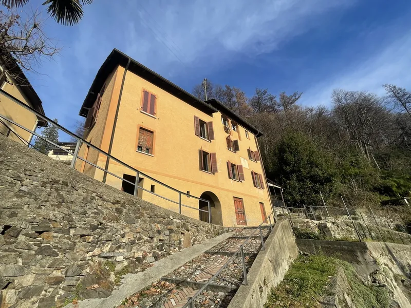 OCCASIONE UNICA - CASA DI 300 MQ DA RIATTARE AD ARANNO, Foto 8