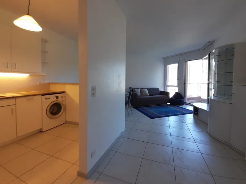 AFFITTASI COMODO 2.5 LOCALI ARREDATO VISTA LAGO A LUGANO, foto 11